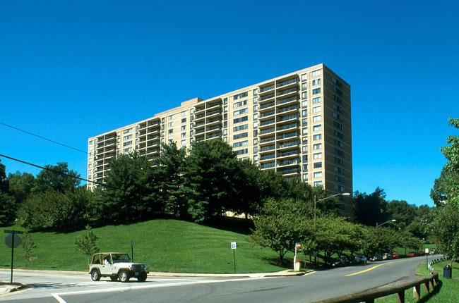 Photo - Place One Condominium