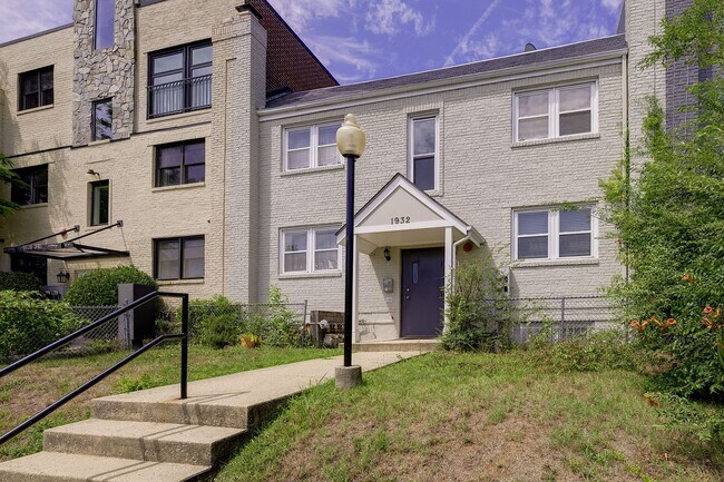1932 3rd St NE Unidad 102