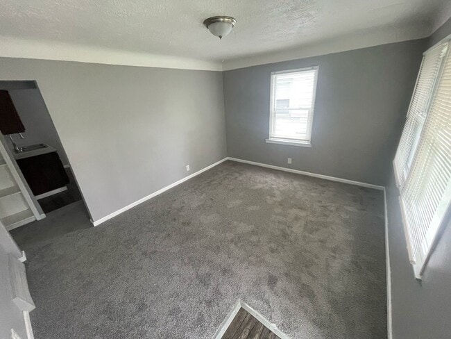 Photo - 20309 Archdale St