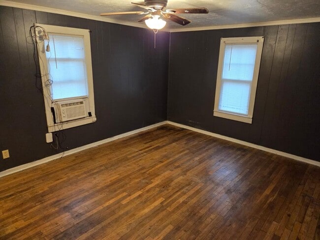 Photo - 1218 Delaware