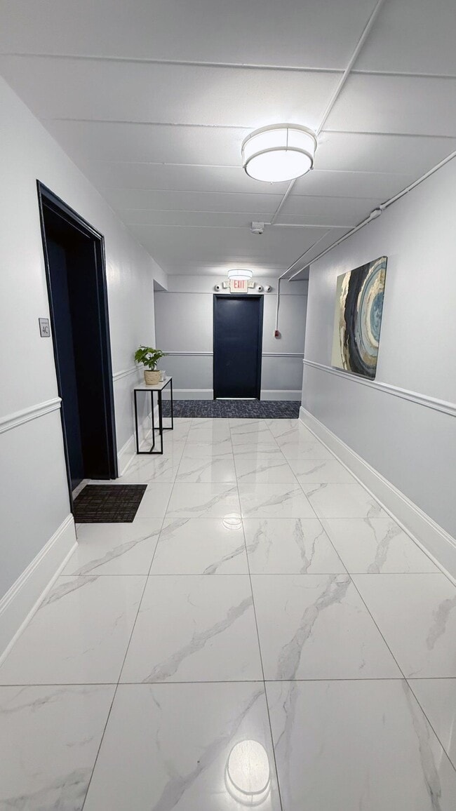 South Orange Rose Apartments