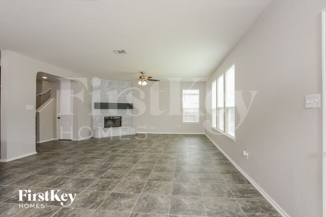 Photo - 15302 Cascade Point