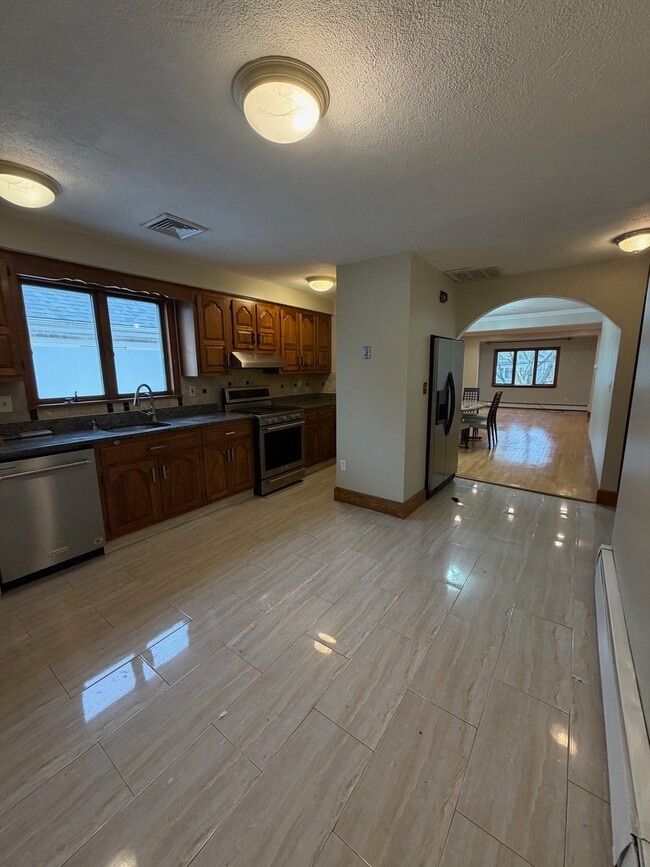 Photo - 33 Lafayette St Unit 2