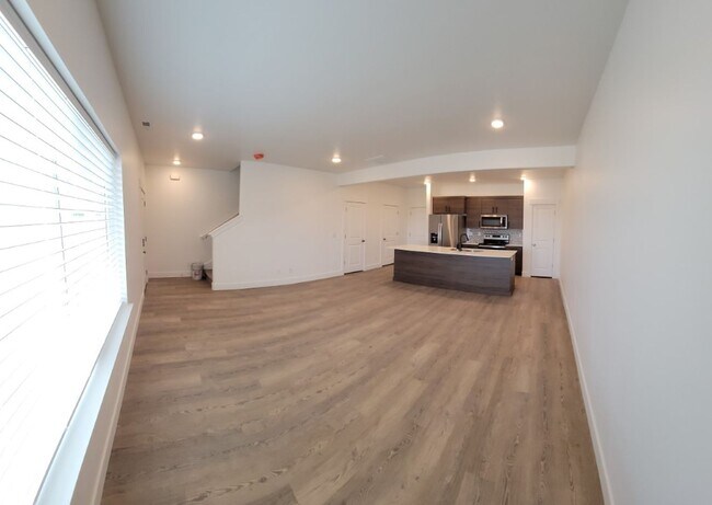 Photo - LEASE TAKEOVER In the highly sought after Summerfield Townhomes--3 bed, 2.5 baths