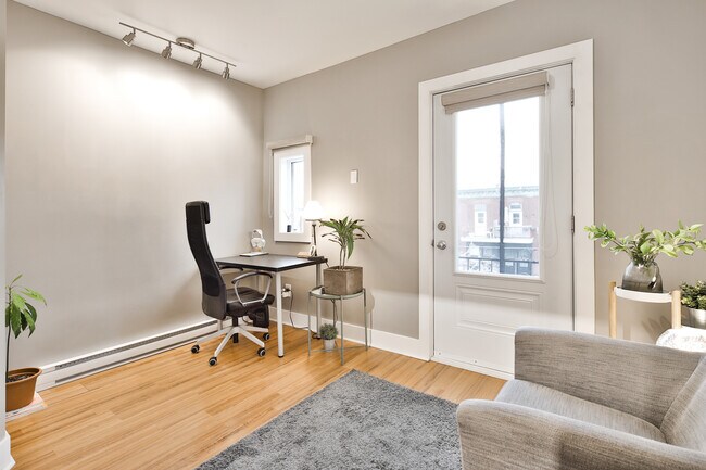 Photo - 5172 Rue Saint-Urbain Unit Mile End Gem