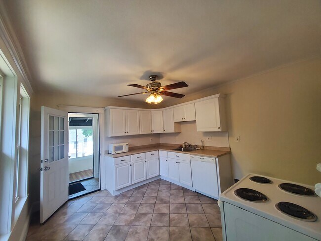 162 Beech St Unit NA