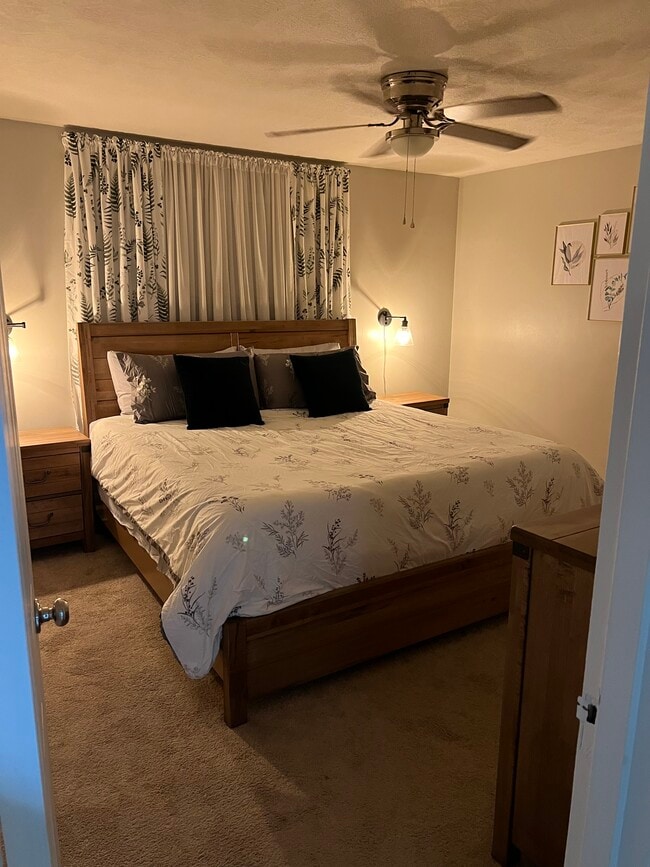 Photo - 2008 Robin Rd