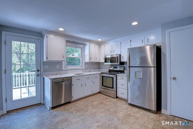 115 Heywood Dr