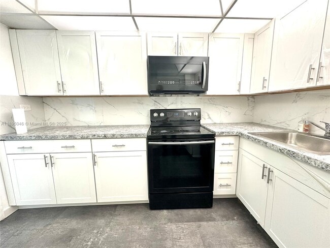Photo - 250 174th St Unit 1212