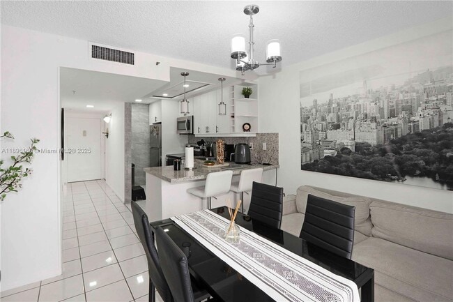 Photo - 1700 NW N River Dr Unidad 201