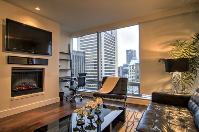 1111 Alberni St