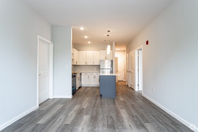 1DEN, 1BR, 1BA - 870 SF
