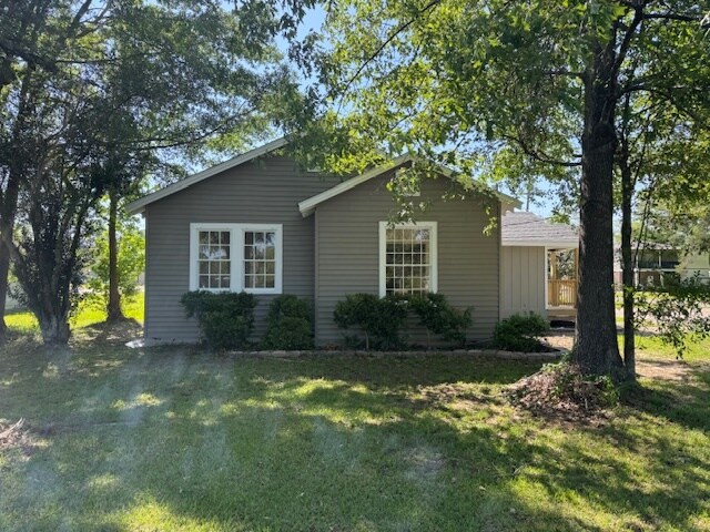 Photo - 20260 Iowa St Casa