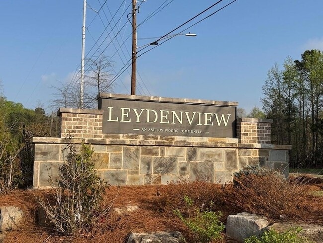 Photo - 6715 Armonia Dr