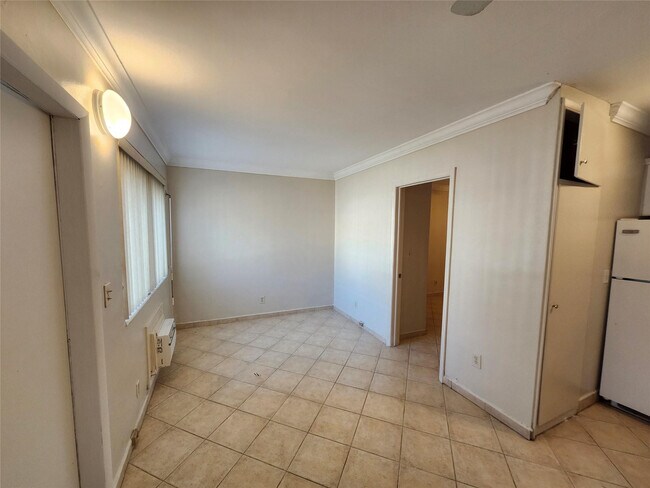 Photo - 2213 Lincoln St Unit 14