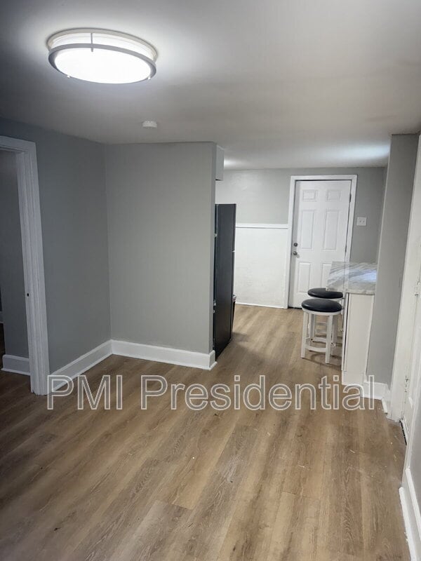 Photo - 826 Azalea Ave