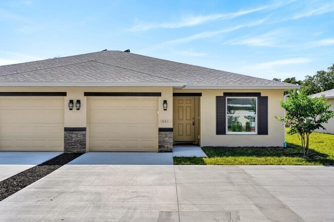 Photo - 32631 Vista Ave
