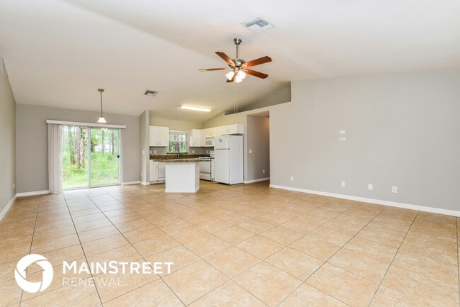 Photo - 802 W 11th St