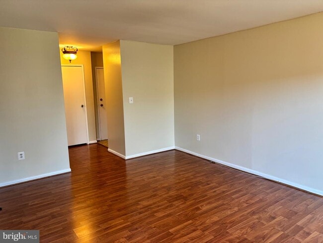 Photo - 6966 Hanover Pkwy