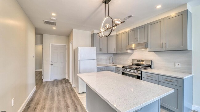 Photo - 5201 Ventnor Ave Apartment Unit 2