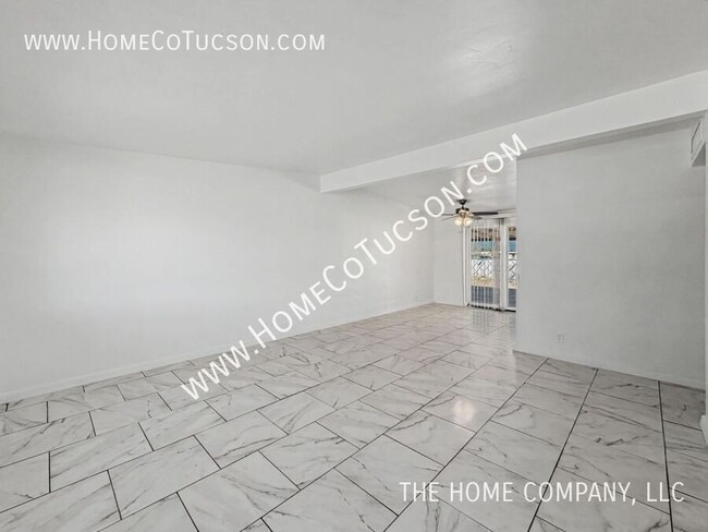 Photo - 6225 E Calle Aurora