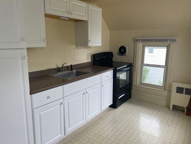 Photo - 5607 MOUNT PISGAH ROAD Unidad 5607 MT. PISGAH RD. - B