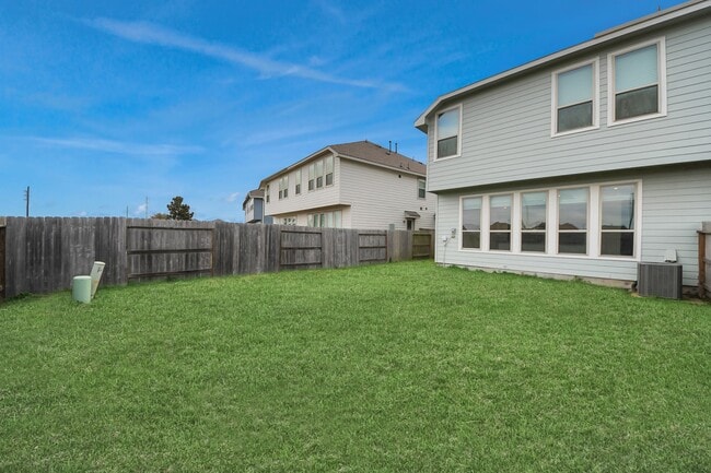 Photo - 22658 Sutherland Bend Ln
