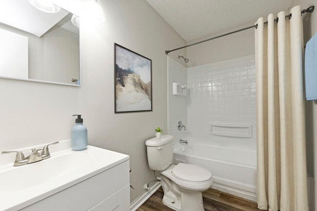 Photo - The Meridian Apartments