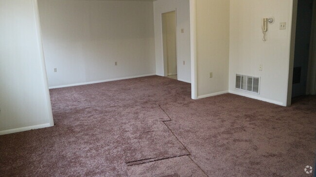 Building Photo - 1503 Orthodox St Unit 1st Floor Rental