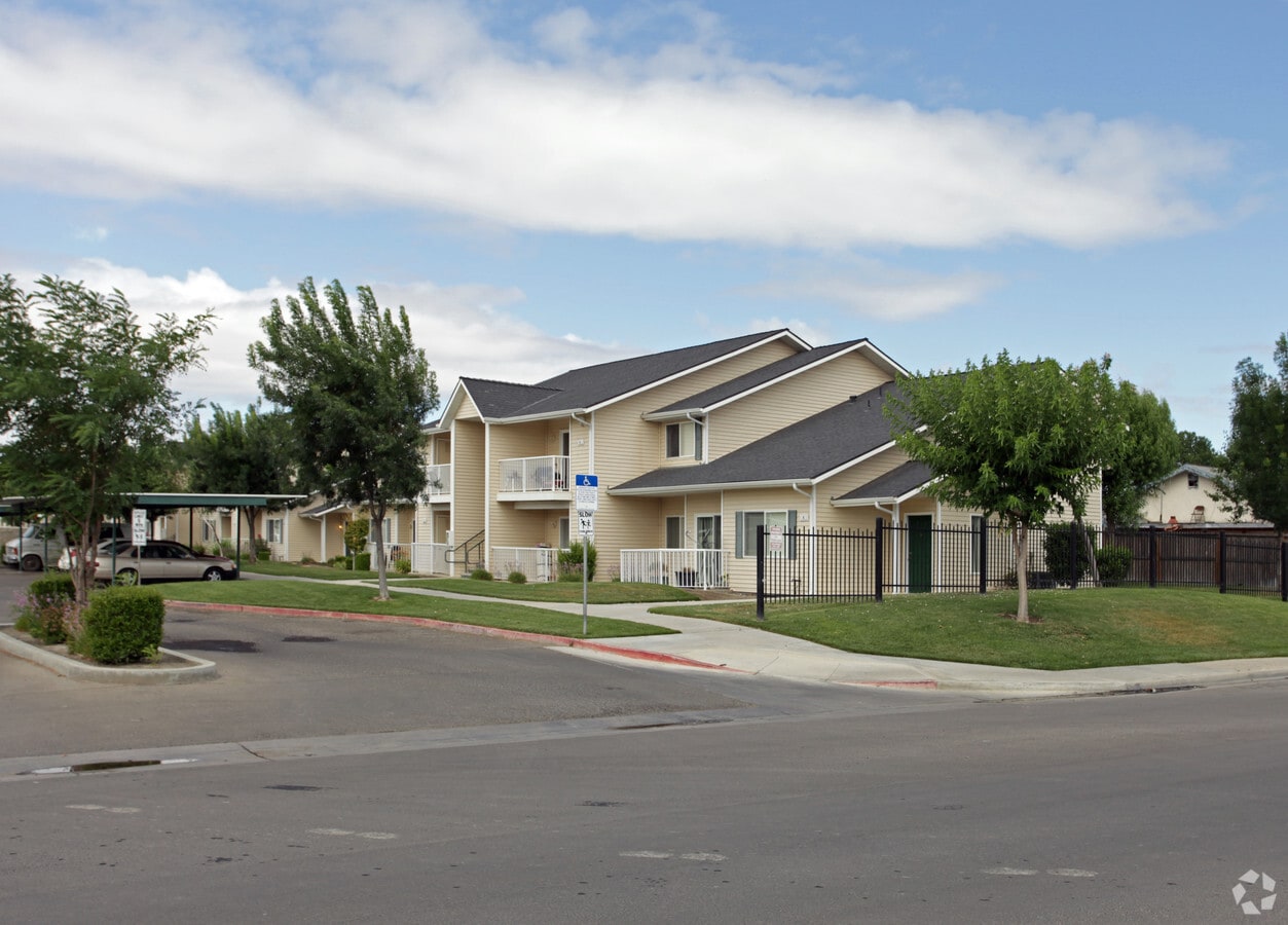 Photo - San Joaquin Vista Apartments