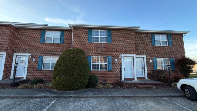 Photo - 23 Lexington Ct