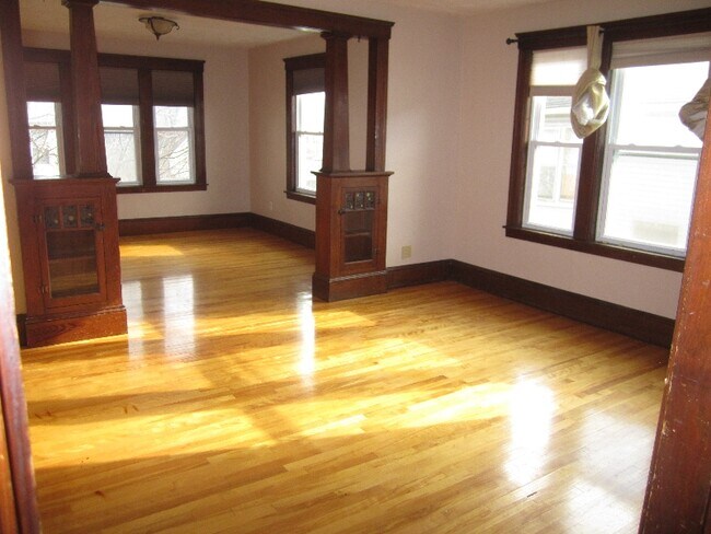 Photo - 216 Ingleside Ave Apartment Unit 3