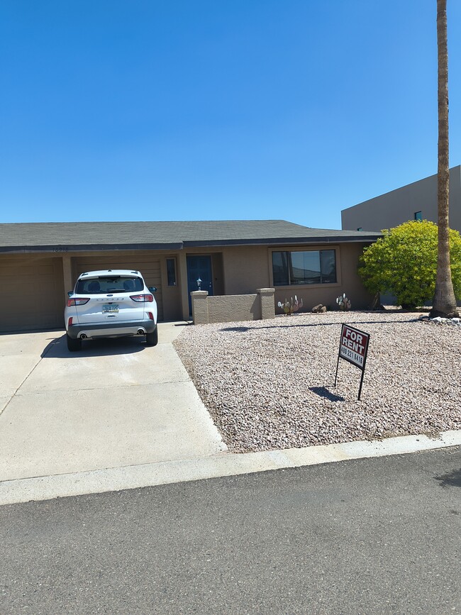 Building Photo - 16916 E Salida Dr Rental