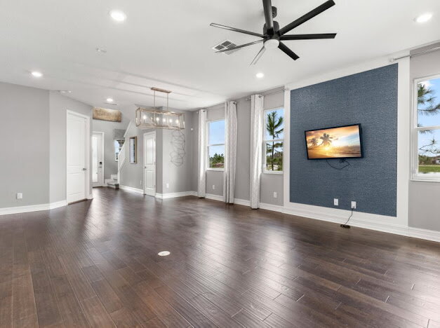 Photo - "Estancia 3-Bed Sanctuary with Granite Finishes and Scenic Views in Wesley Chapel"