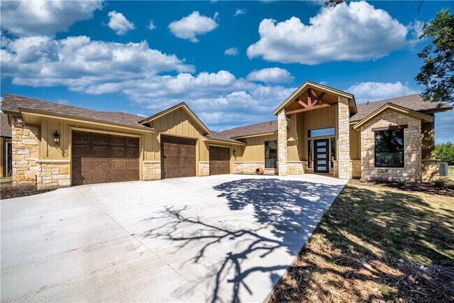Building Photo - 315 Bluestem Cove Rental