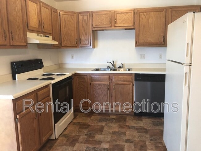 Photo - 500 E College St Unit A4