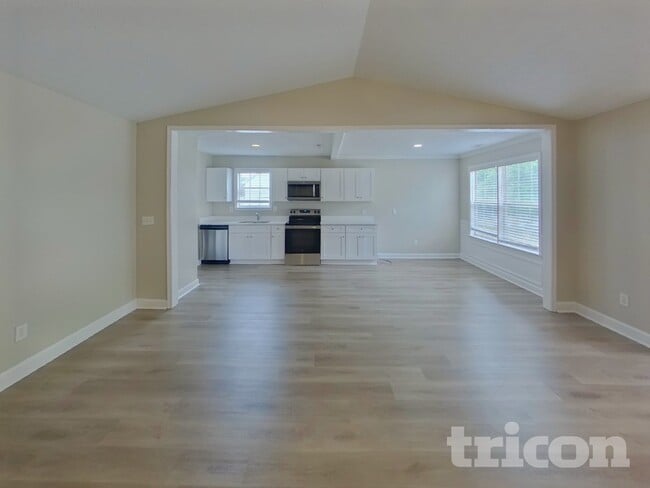 Photo - 206 Whistle Way