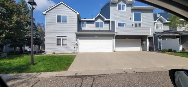 Photo - 665 Woodduck Dr