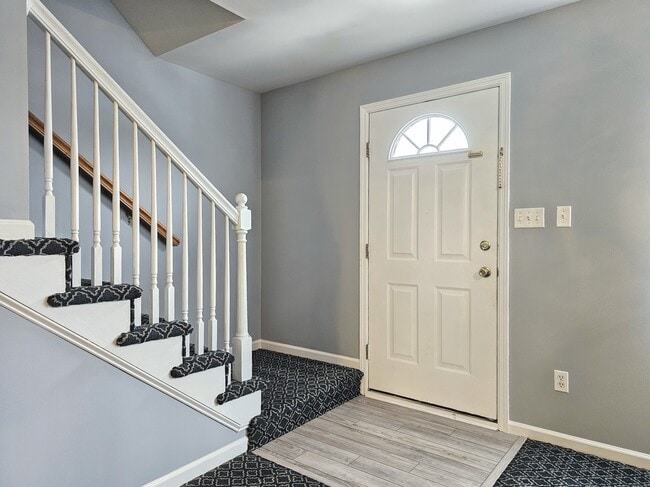 Photo - 160 Riders Way