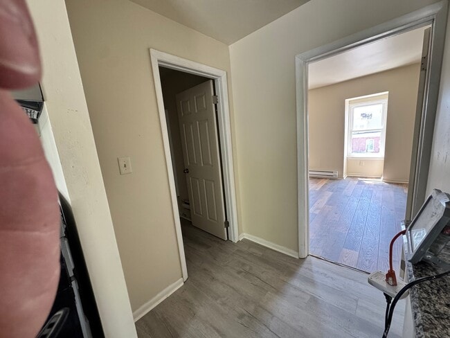 Photo - 1105 W 4th St Unidad 3