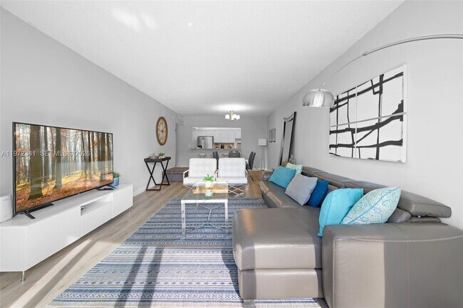 Photo - 19370 Collins Ave Unit 321