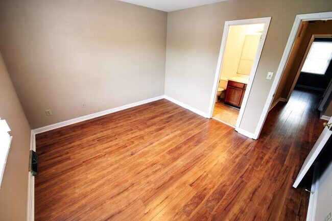 Photo - Courtyard Townhomes Unit Savana 2 Bedroom