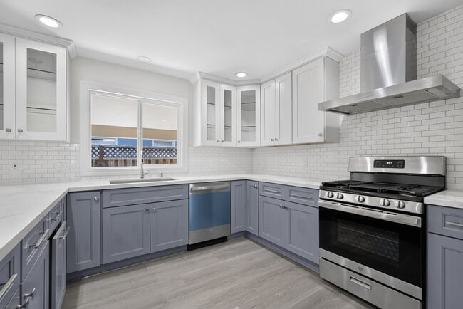 Photo - 549 N 21st St