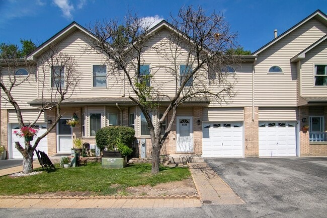 8528 Thomas Charles Ln