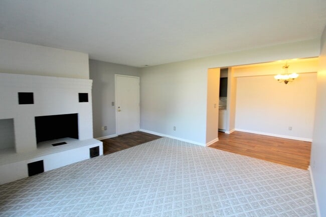 Photo - 1030-4 Blue Ridge Dr