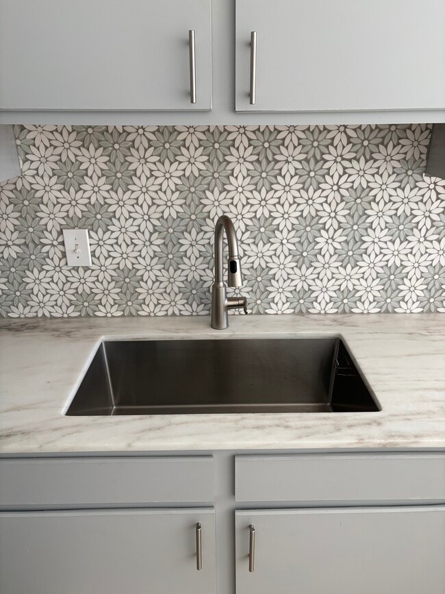 Photo - 1701 The Greens Way Unidad 222