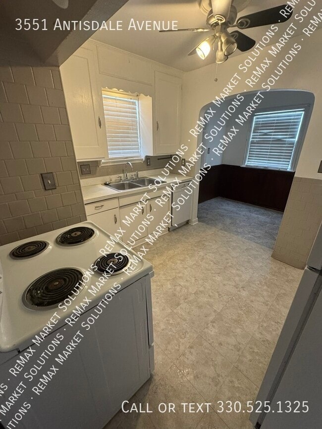 Photo - 3551 Antisdale Ave