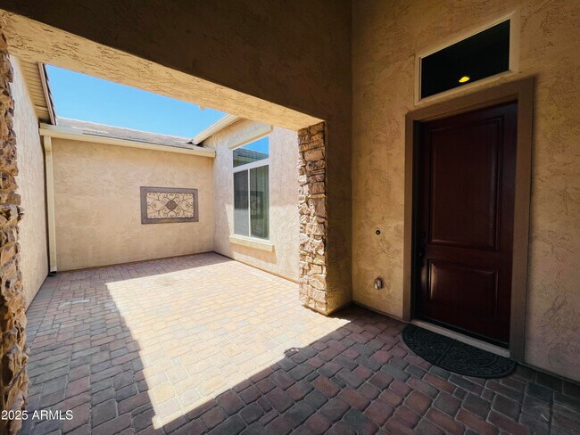 Photo - 3104 E Wildhorse Ct