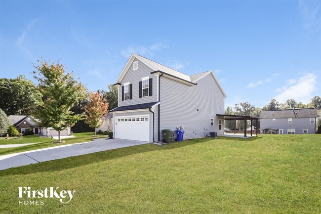 Photo - 111 Twisted Cypress Ln