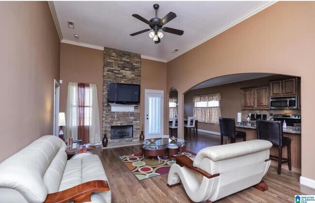 Photo - 1059 Kerry Dr